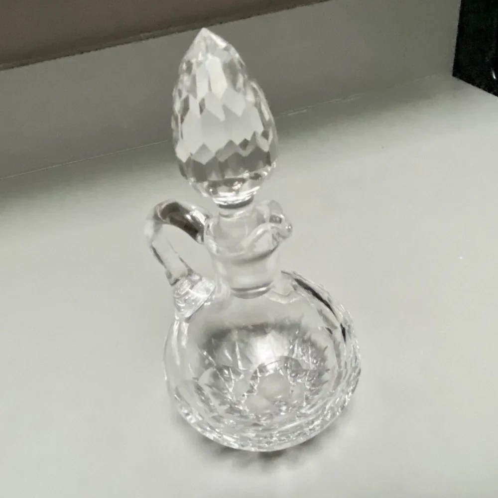 Vintage Waterford Irish Clear Crystal Innisfree Stopper Spout Decanter 6,5